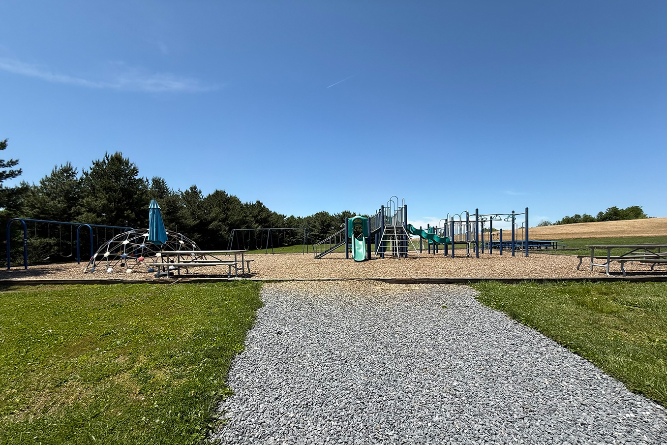 playground-entrance